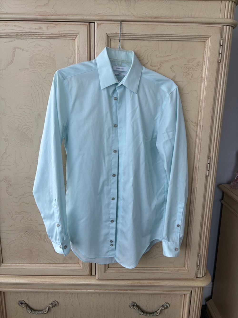 Calvin Klein Pale Blue Long-Sleeve Dress Shirt